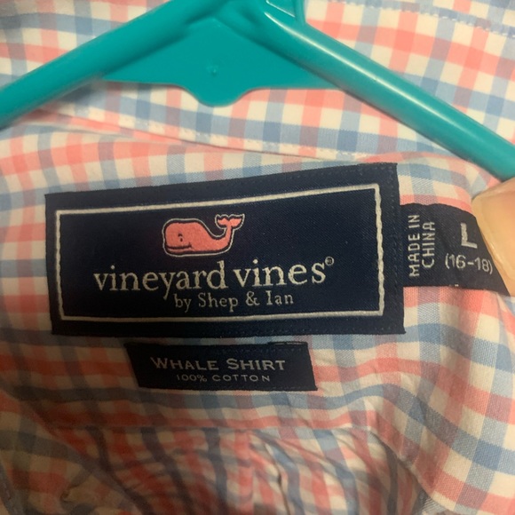 Vineyard Vines Youth Large L/S button down - Picture 3 of 3